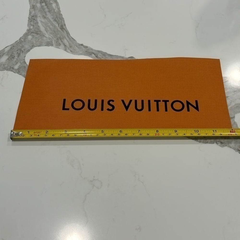 Louis Vuitton pieces of‎ paper bags. 4 pieces total - Picture 2 of 4